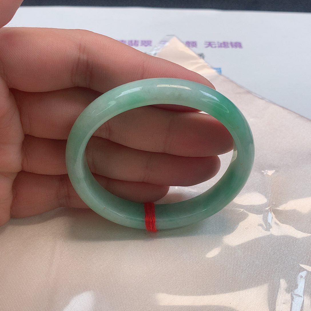 翡翠手镯（贵妃镯）未镶嵌274号