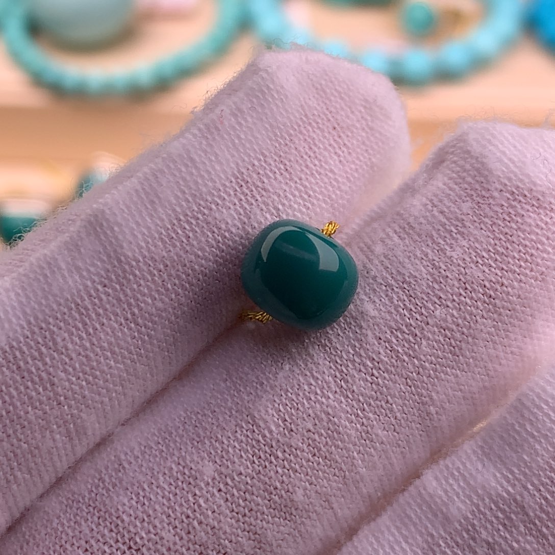 绿松石珠宝奇石未镶嵌8.7×7.3