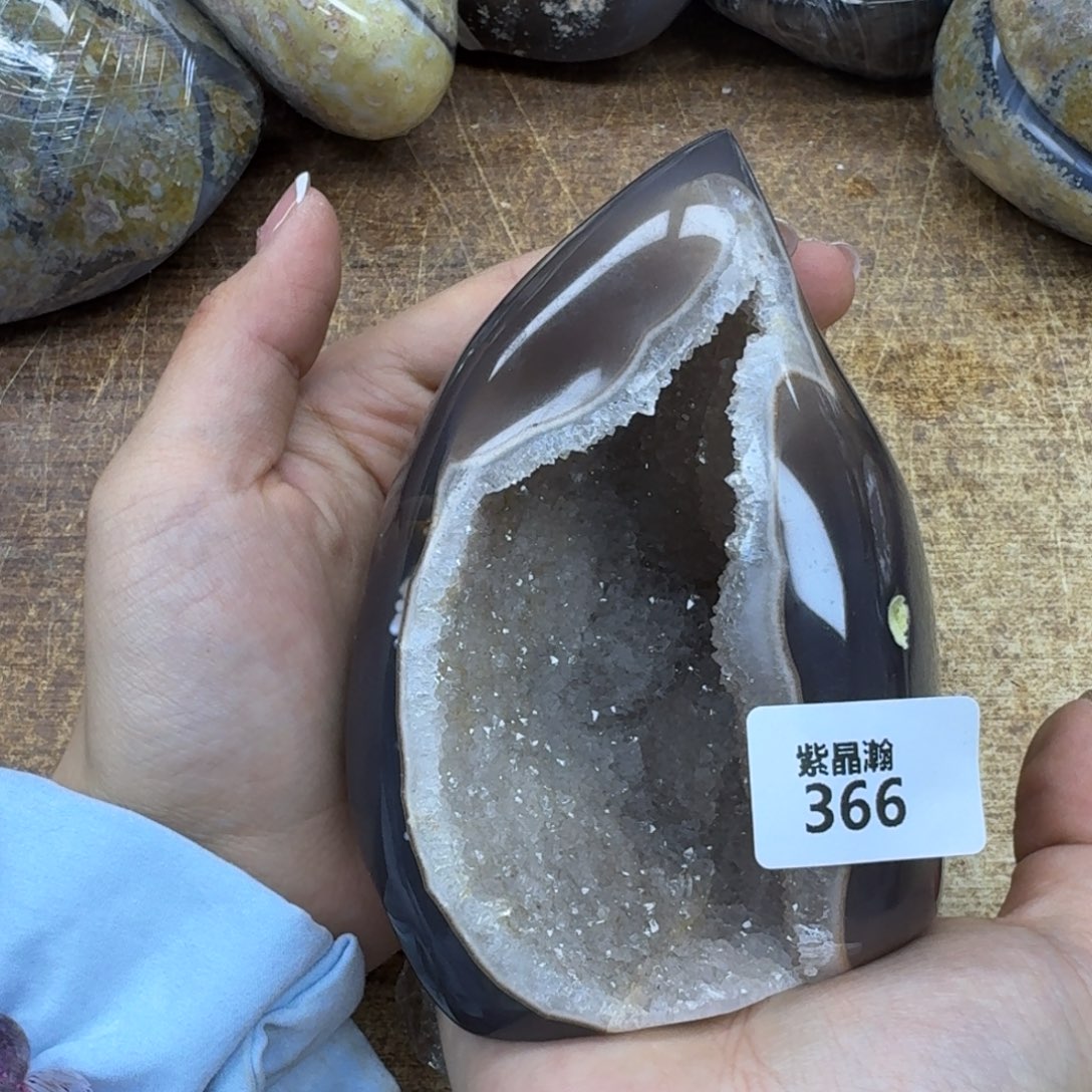 水晶大型摆件（非配饰）未镶嵌