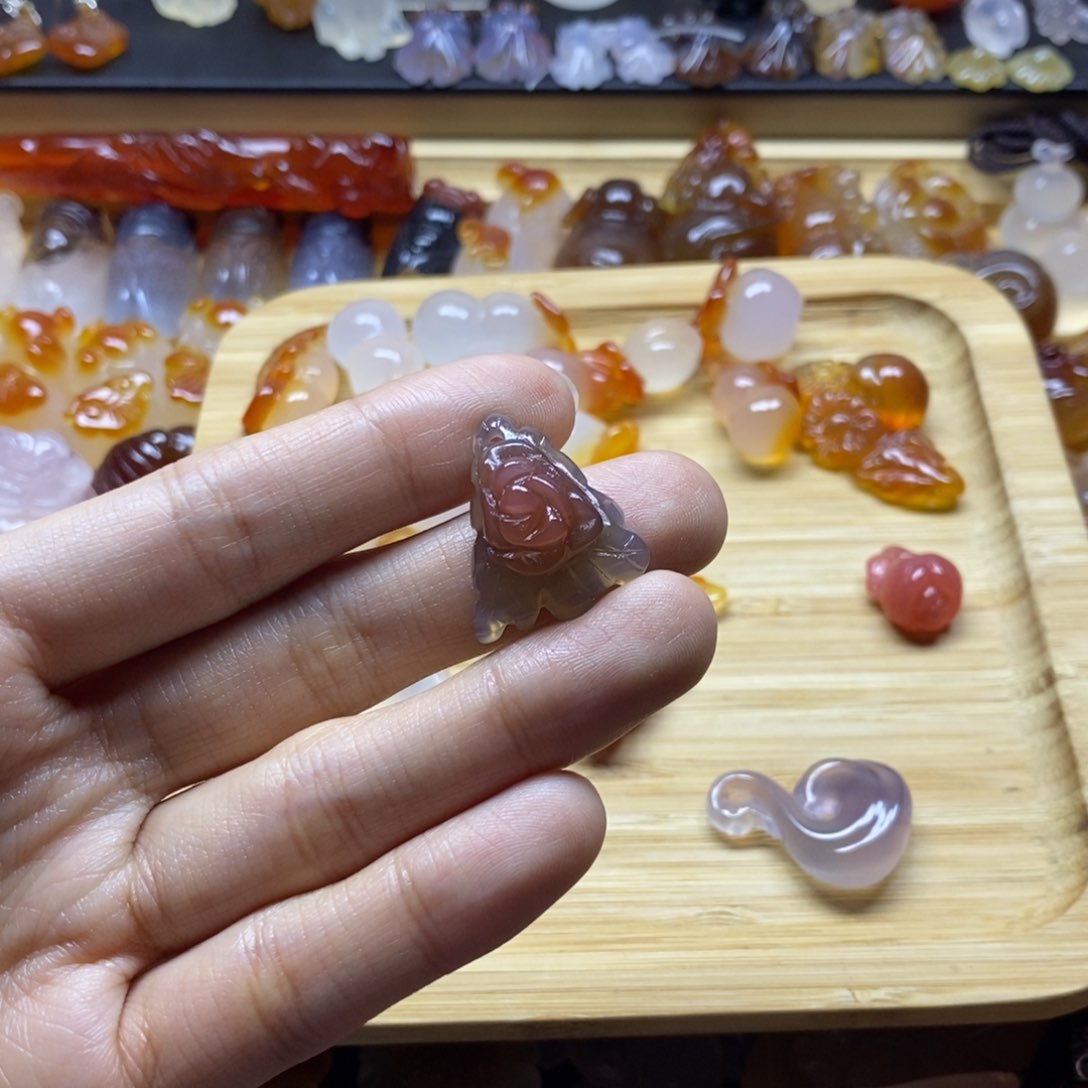 玛瑙/玉髓颈饰未镶嵌诺*