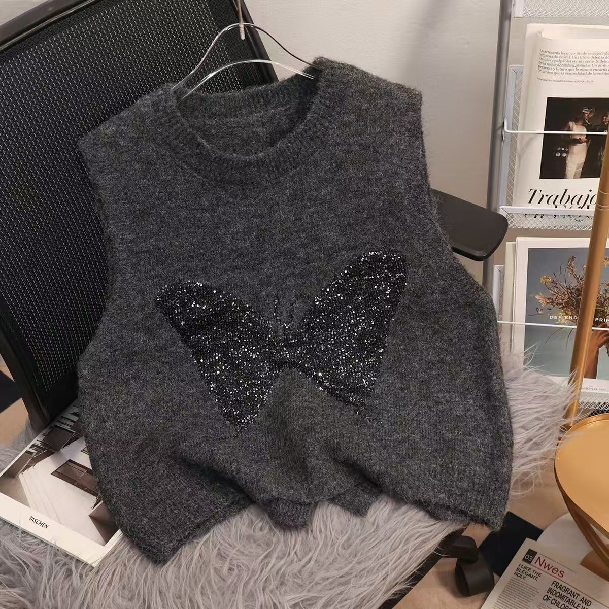 复古针织马夹无袖上衣短款显瘦设计秋冬叠穿显瘦外搭毛衣背心马甲
