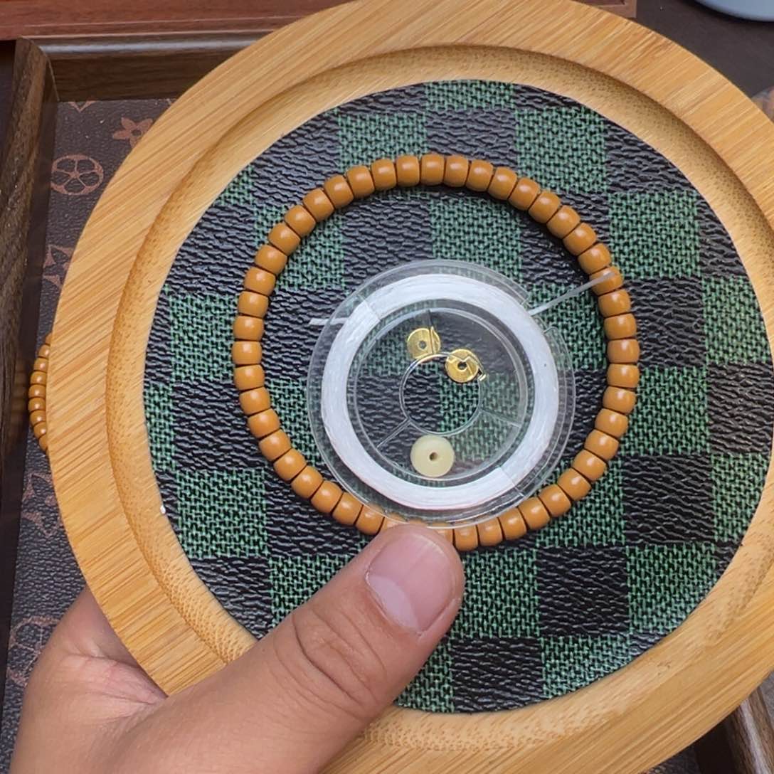 橄榄核吊坠0.55核尖手串