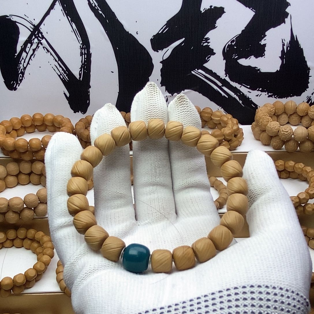 猴头核桃吊坠微瑕款天道带配饰75