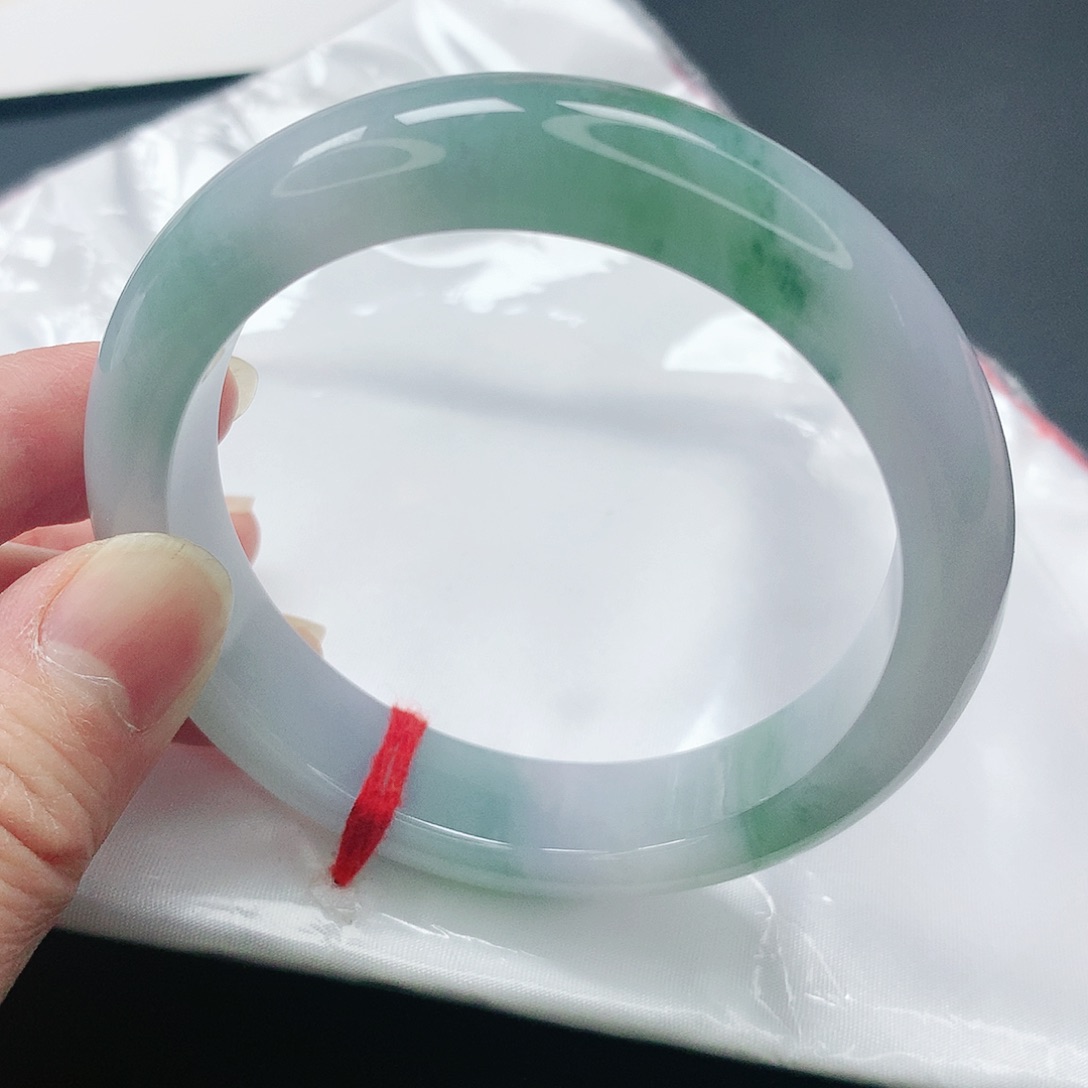 翡翠手镯未镶嵌缅甸天然A货翡翠