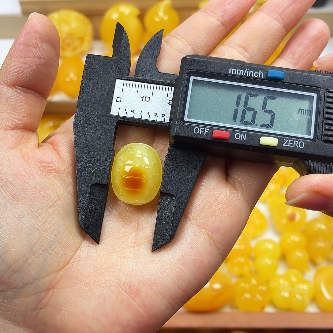 蜜蜡未镶嵌颈饰焦皮浓蜡妖花富甲打孔不退不换