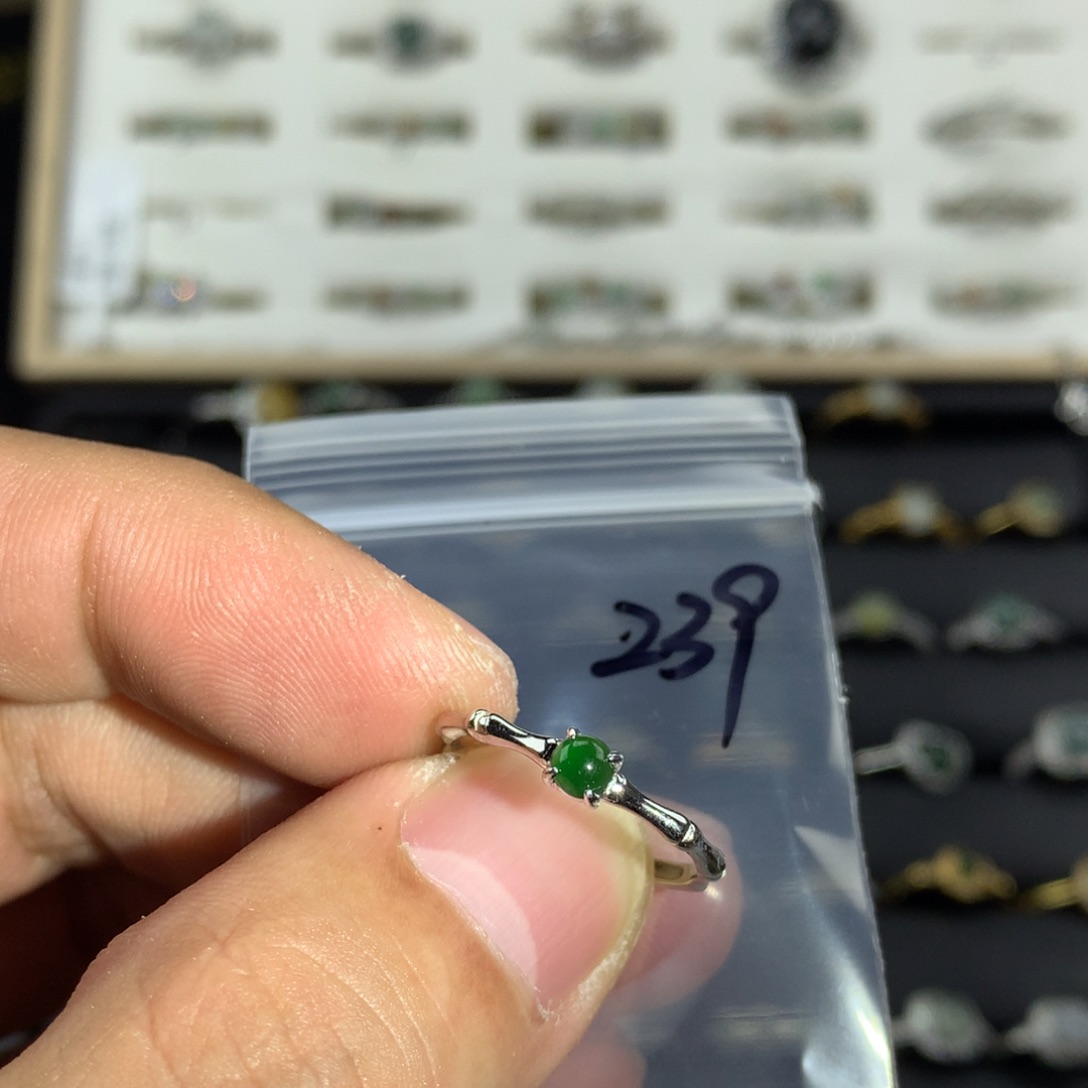 翡翠银S925镀金镶嵌戒指239