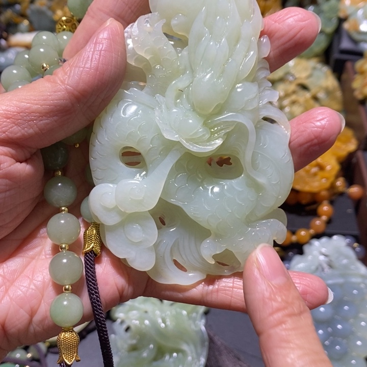 岫玉岫玉吊坠未镶嵌