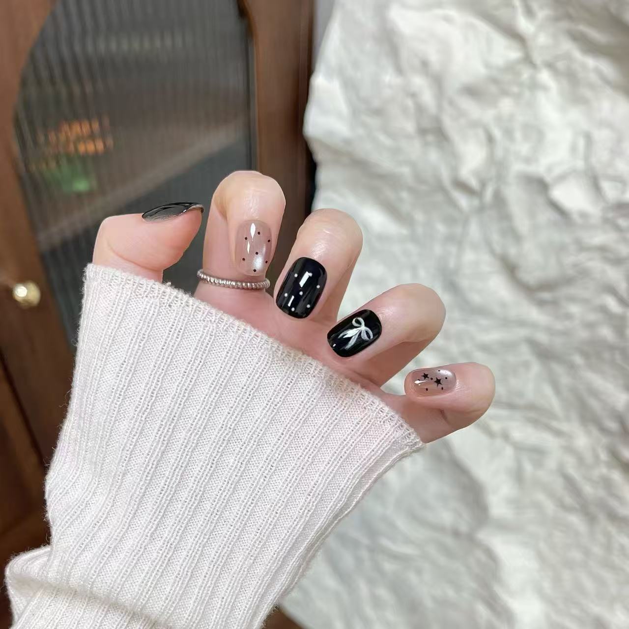 【波点星星】甜酷黑色AB款穿戴甲 波点猫眼美甲 日常百搭显白甲10片