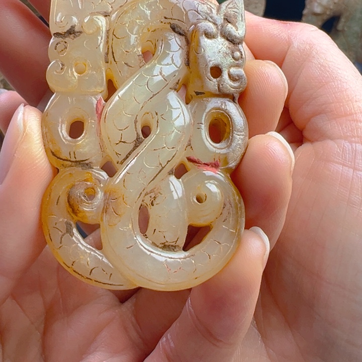 小***哥和田玉（糖玉）未镶嵌颈饰