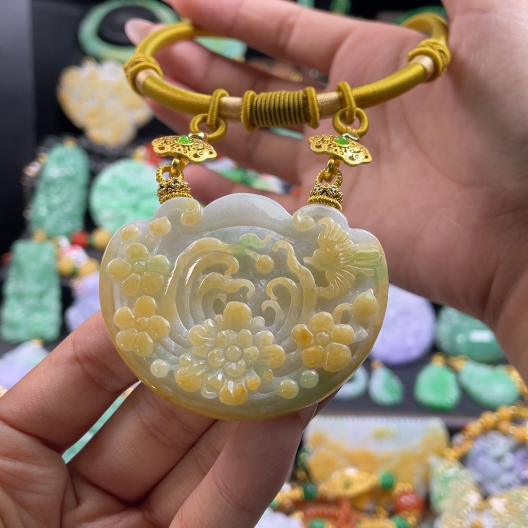 翡翠未镶嵌颈饰代编织