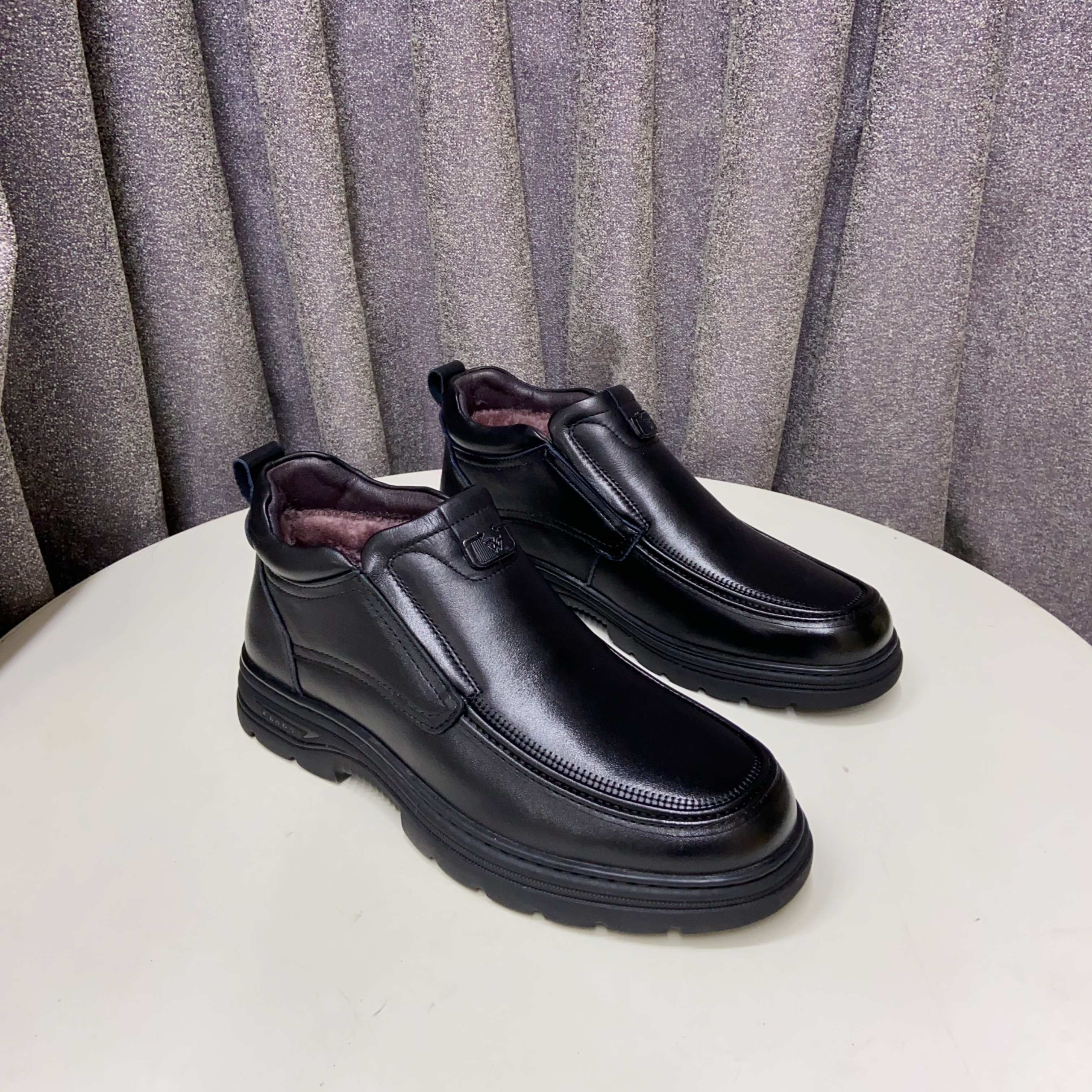 【表弟严选】9593   黑色  舒适真皮男士休闲鞋加绒商务皮鞋