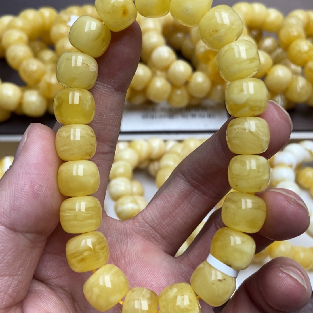 琥珀未镶嵌珠宝奇石6