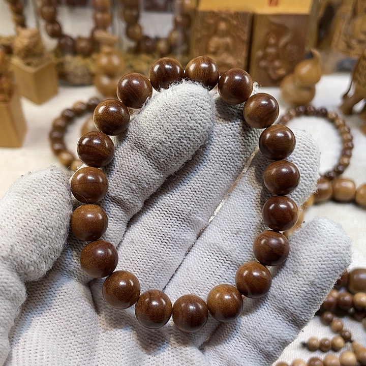 檀香木手串/手链老山檀香树头料沉水蕉糖甜1.0精品