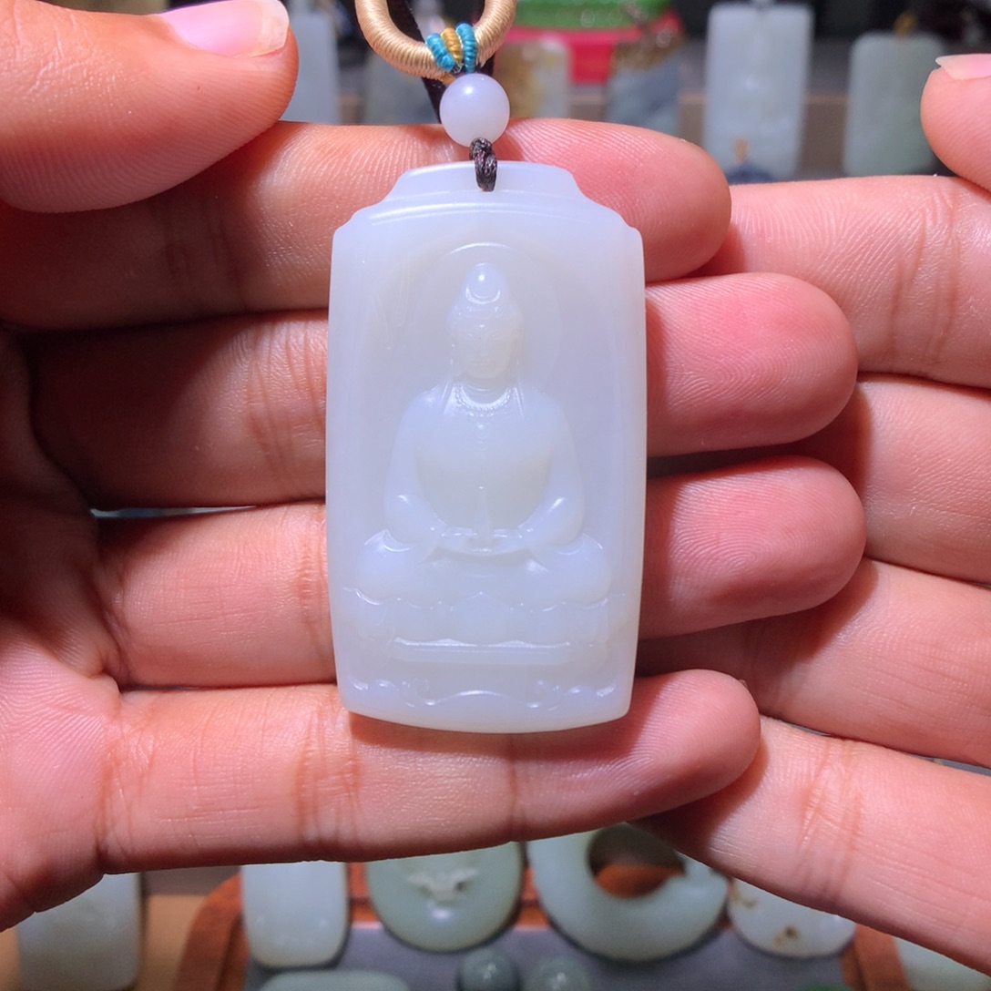 和田玉未镶嵌颈饰