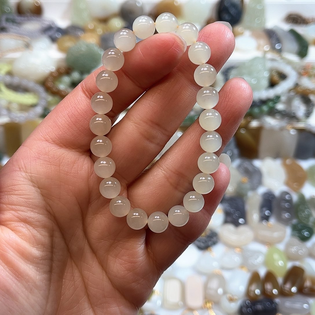 和田玉手串未镶嵌知***…