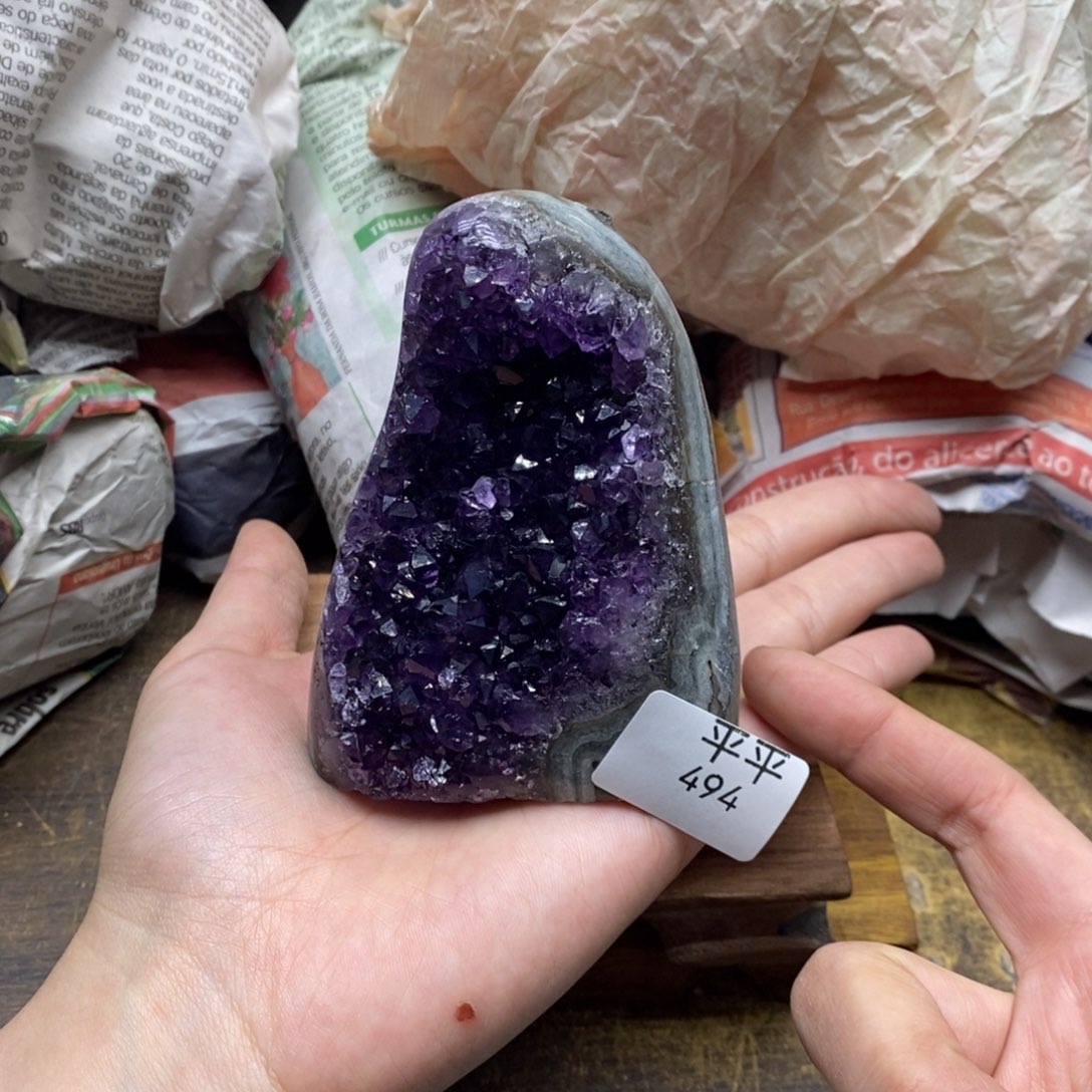 紫晶乌拉圭未镶嵌