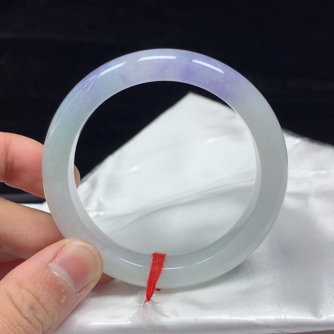 翡翠手镯（圆镯）未镶嵌54.1