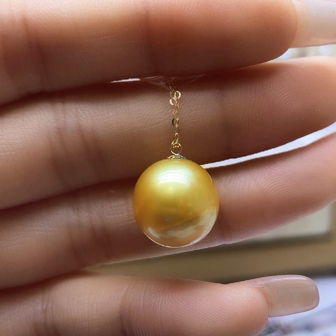 海水珍珠颈饰18K金镶嵌