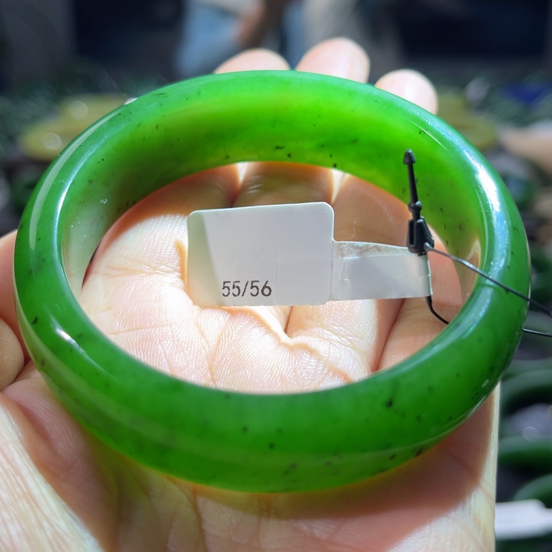 和田玉（碧玉）手镯未镶嵌