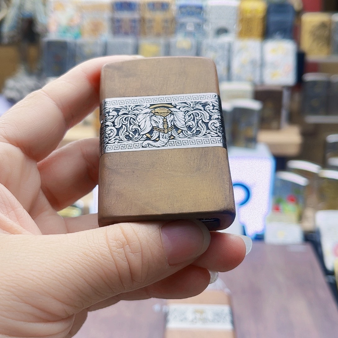 黑***键铜钢如意吉祥错金银木机