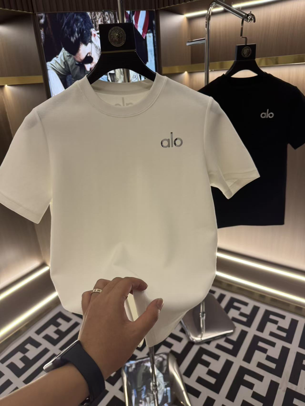 新款短袖T恤潮流男女同款休闲时尚柔软纯棉印花圆领-aIo