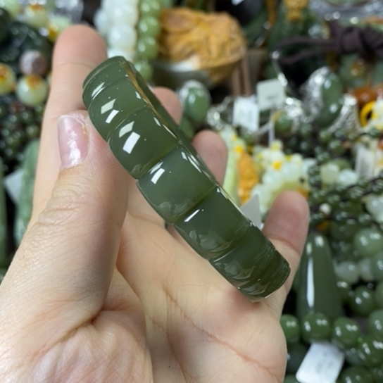 透闪石质玉手牌未镶嵌?*?