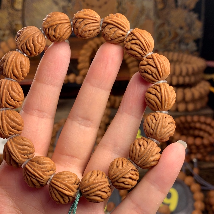 桃核手串16元宝刺龙