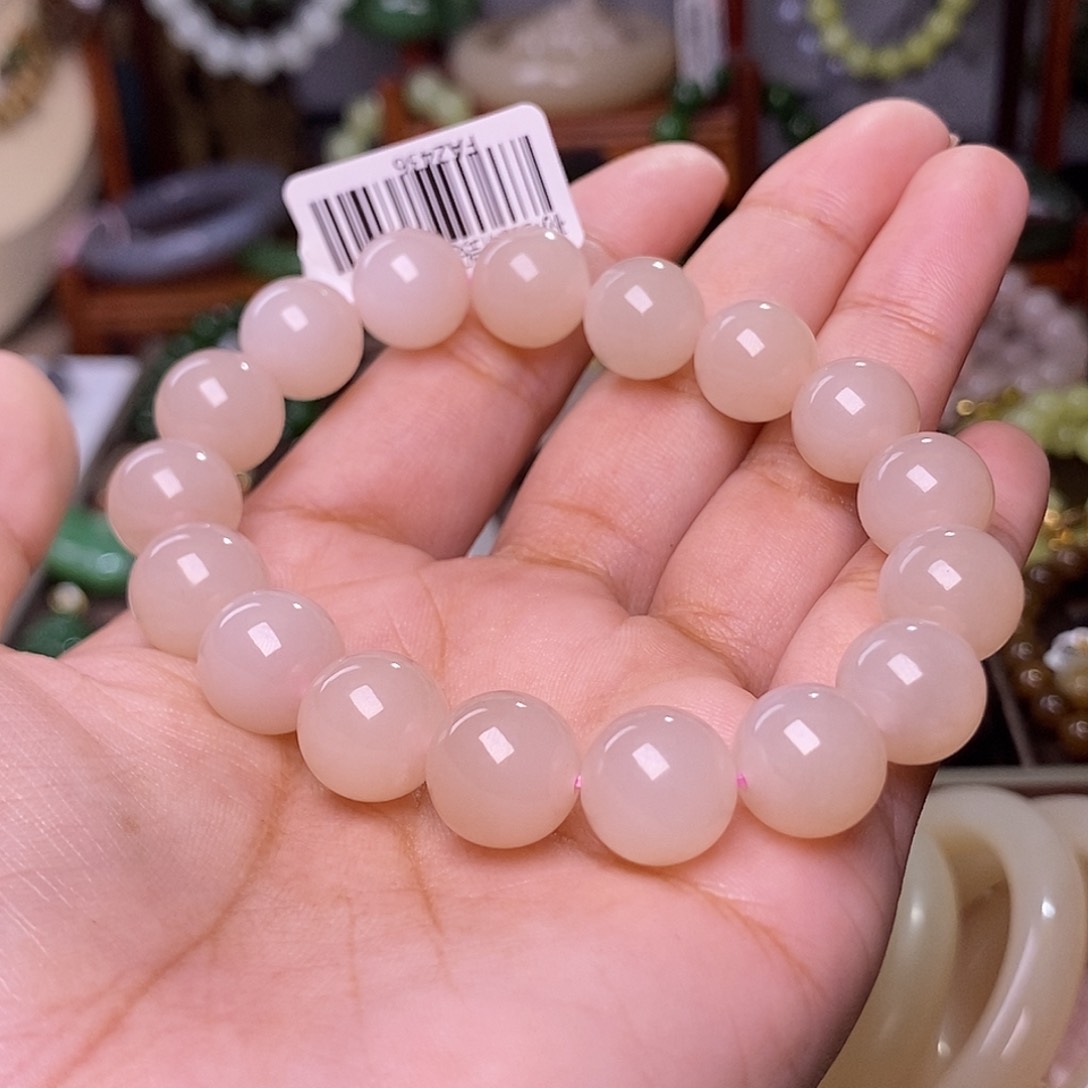 和田玉藕粉老料红粉约12mm手串未镶嵌