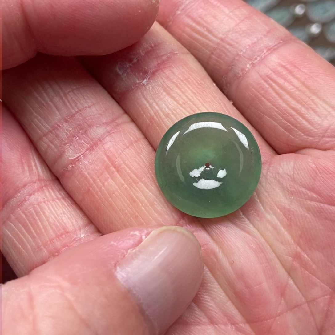 翡翠颈饰未镶嵌平安