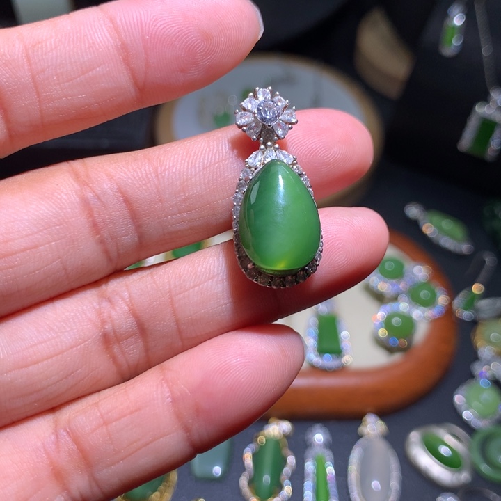 和田玉银S925镶嵌颈饰