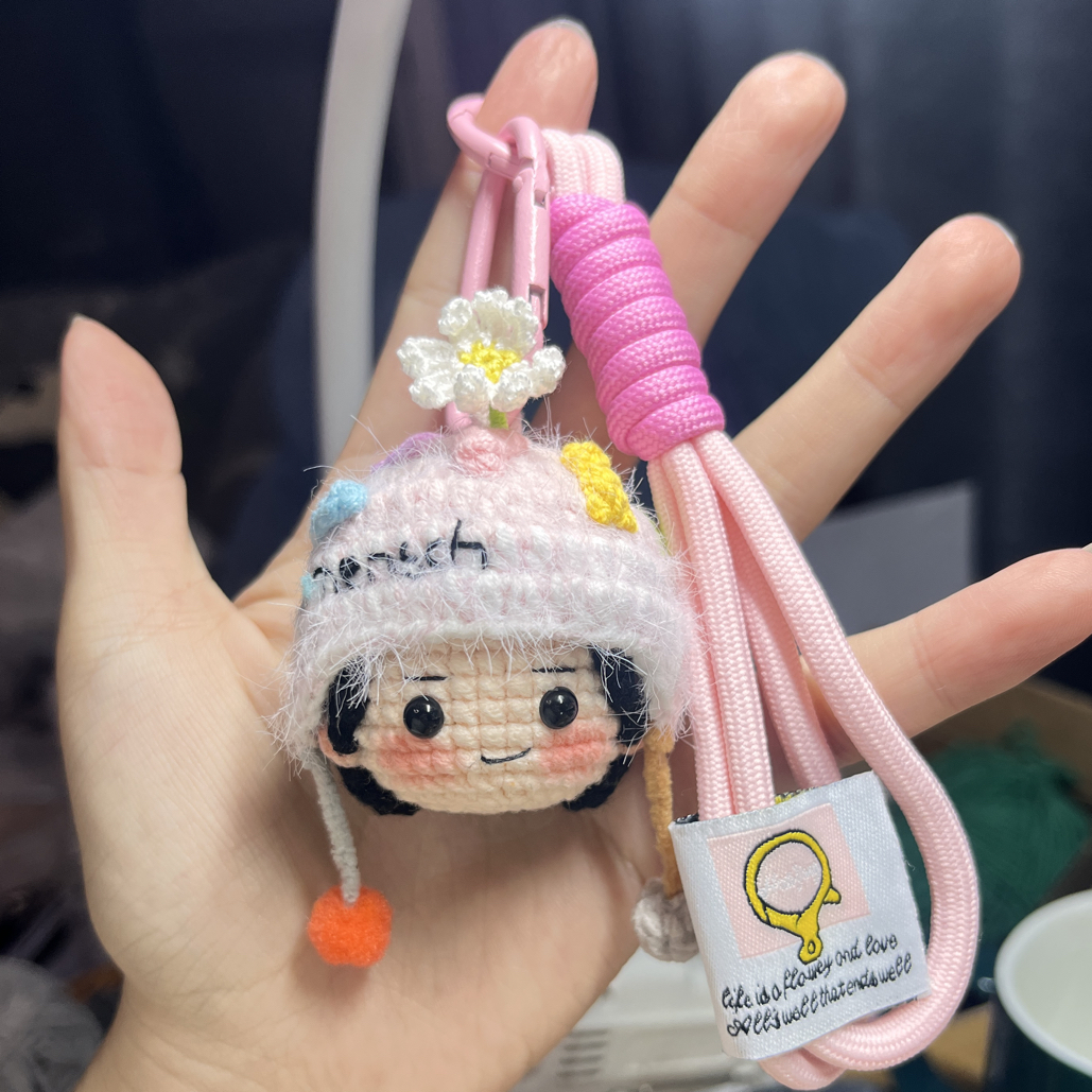 权志龙钩织成品安可场造型手工钩织礼物挂件