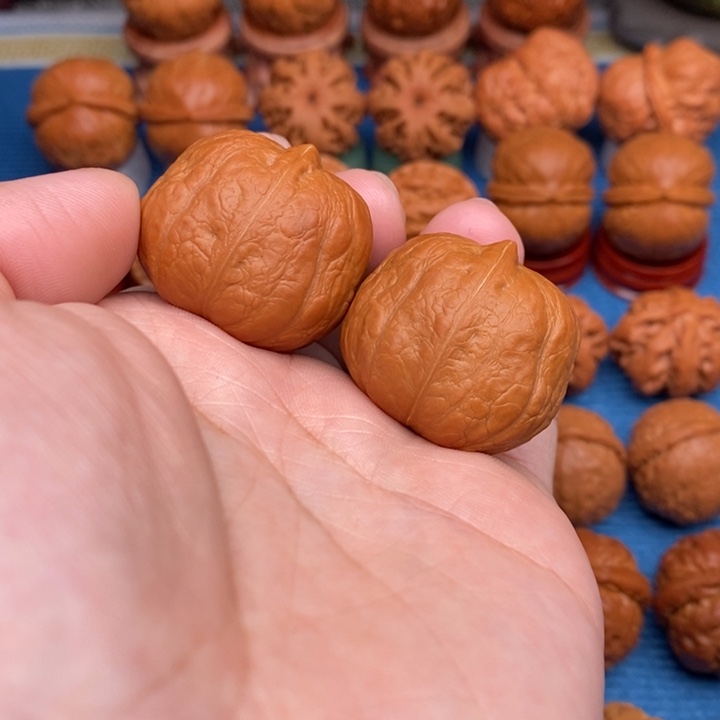 把件文玩核桃小石头