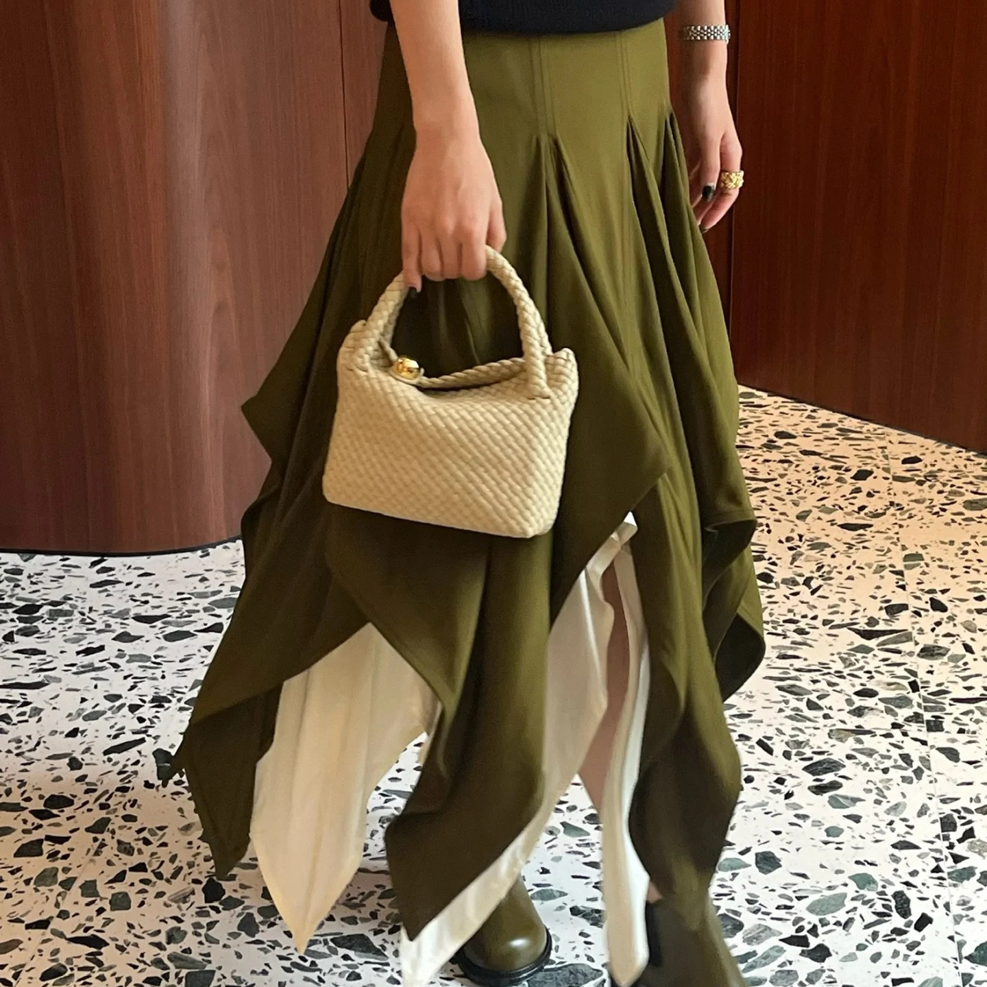 【CHANMITY】  纯净迷人垂坠感吸睛必备半身裙0241546