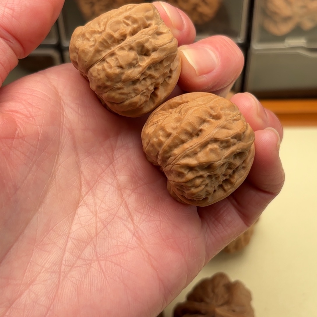 、***文玩核桃把件蛤蟆头