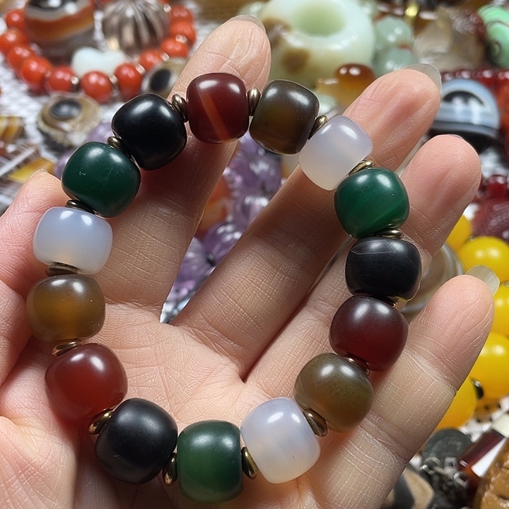 玛瑙/玉髓未镶嵌挂件