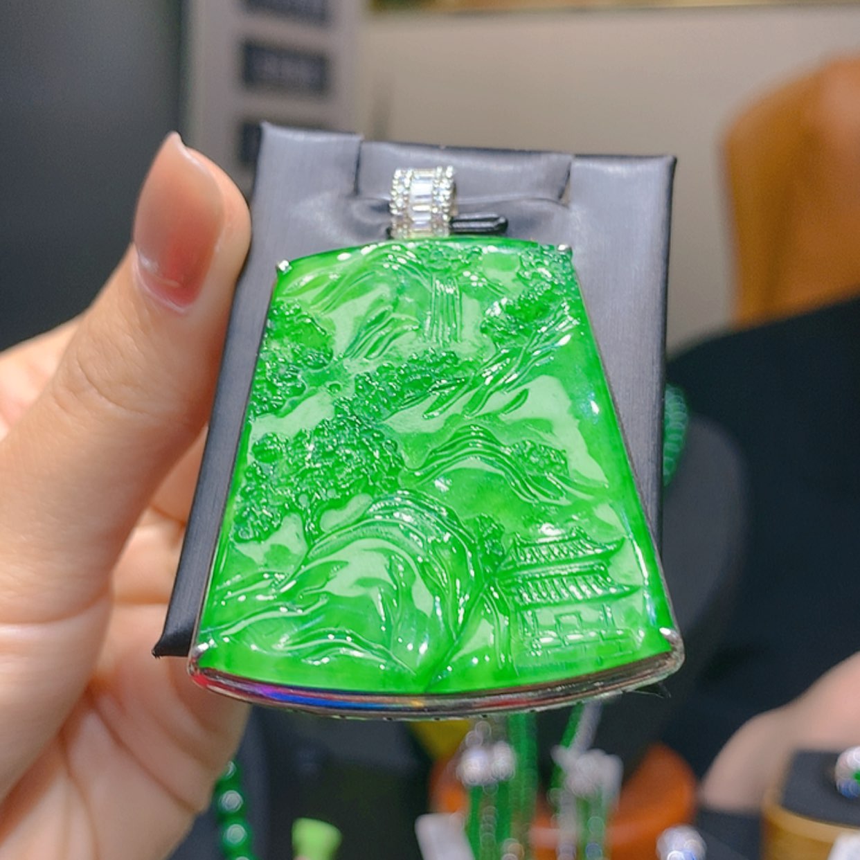 【闪购商品】翡翠银S925镶嵌颈饰8柒姐