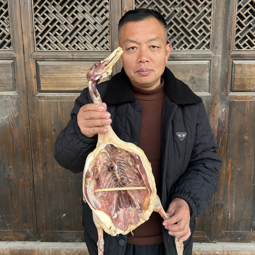 农家散养稻田鸭传统手工腌制自然风干腊味年货