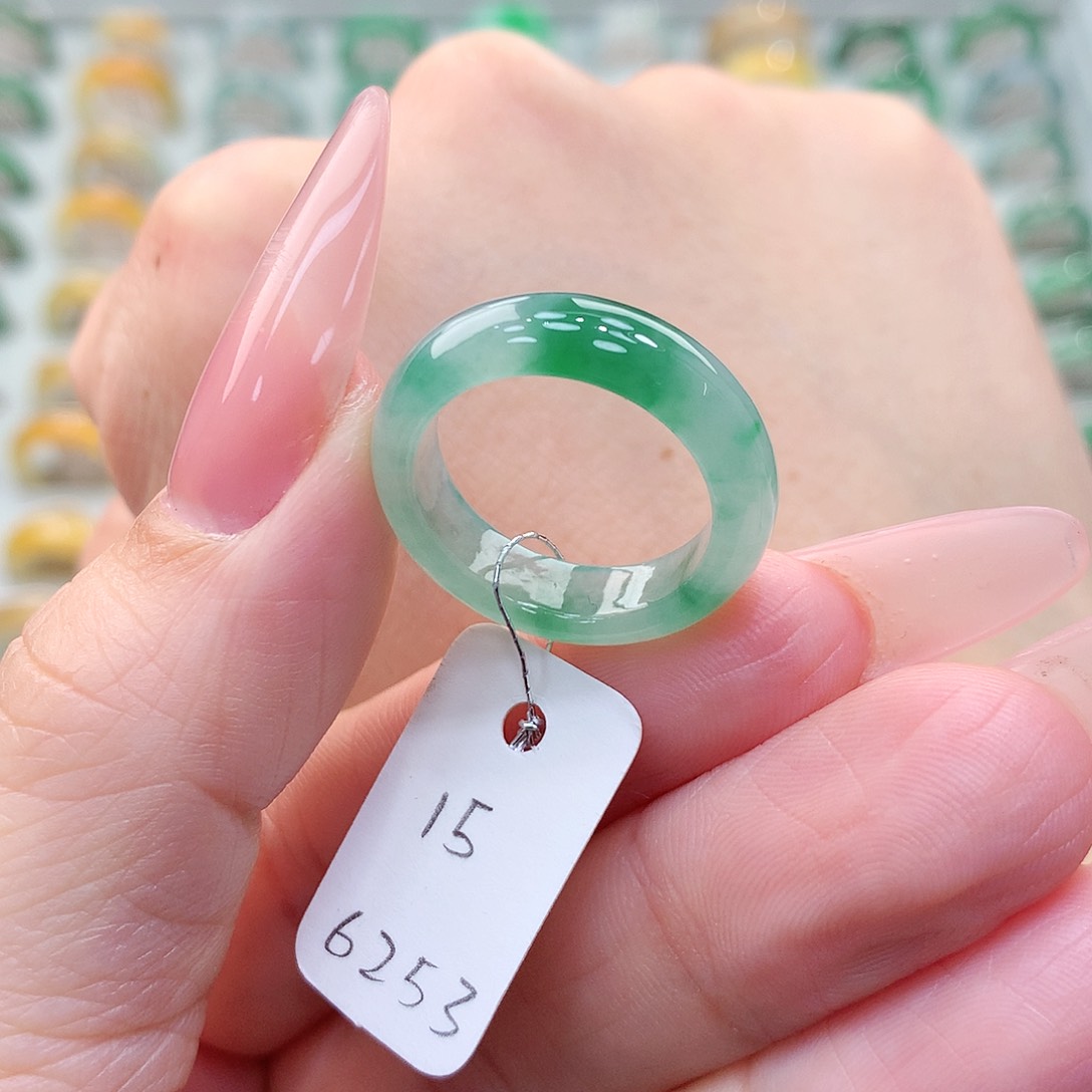 翡翠戒指未镶嵌15号