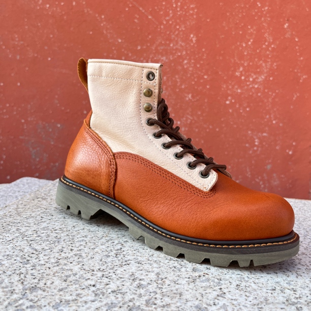 小白男士工装靴 阿美卡户外鞋 机车靴固特异牛仔靴