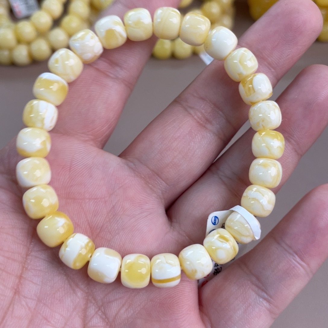 琥珀裸石未镶嵌05200000000