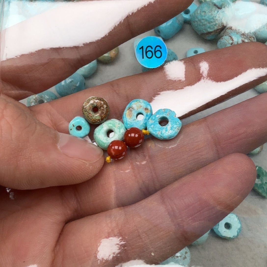 南红玛瑙未镶嵌珠宝奇石