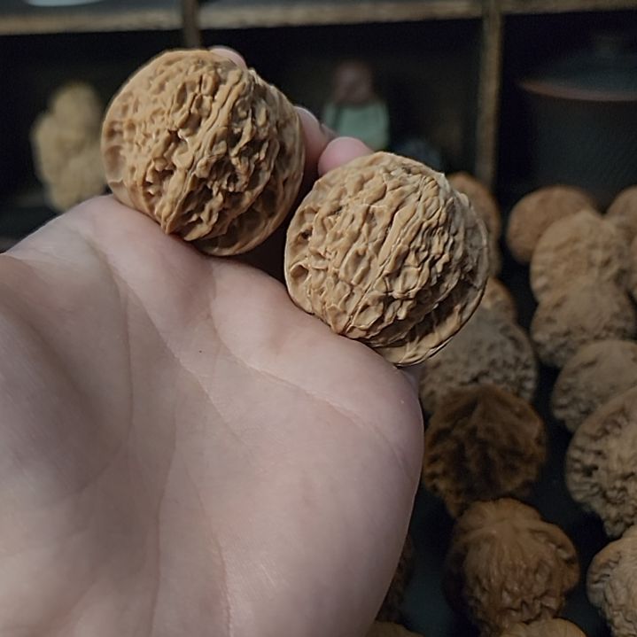 张***a文玩核桃吊坠39磨盘