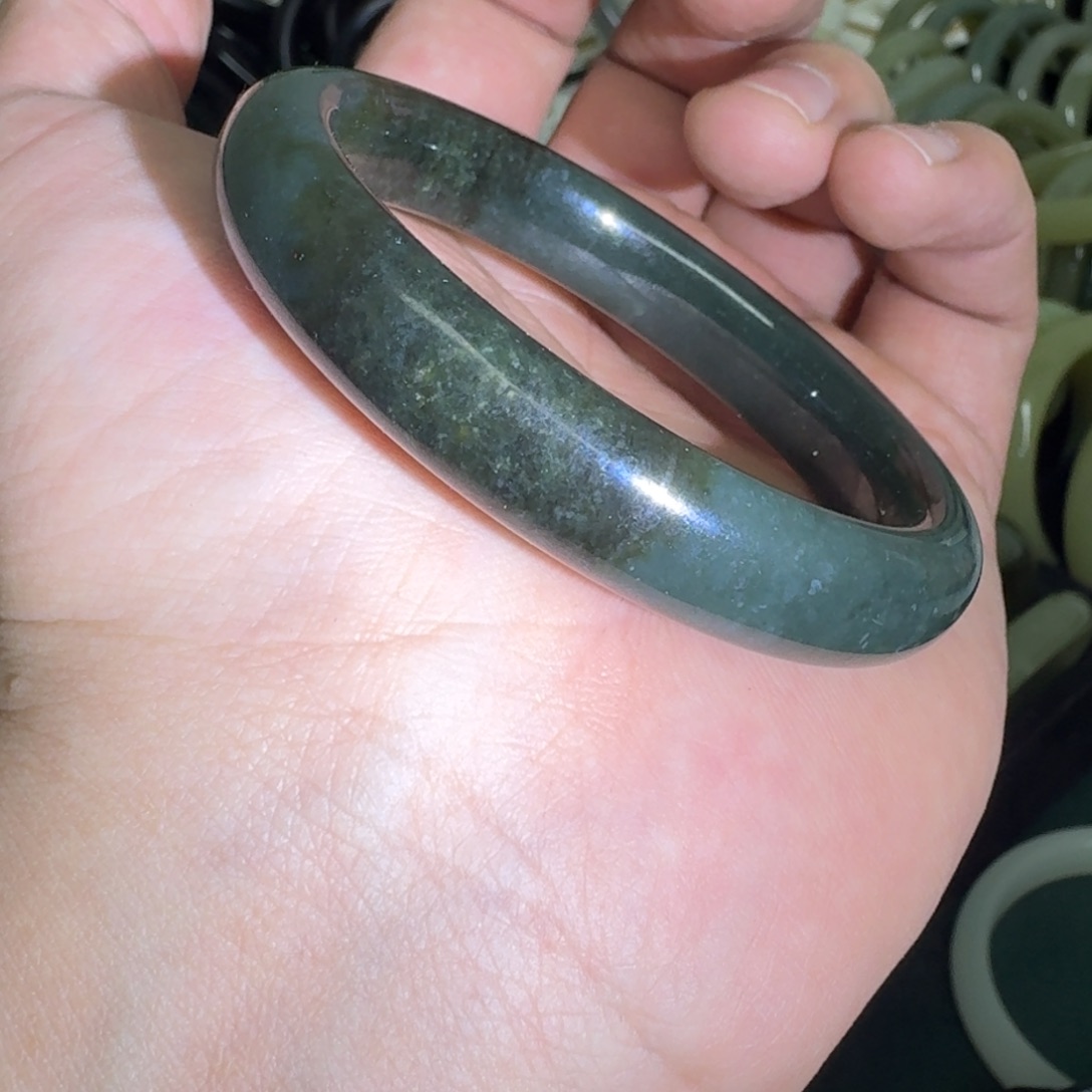 和田玉（糖玉）手镯未镶嵌83号手镯55圈口