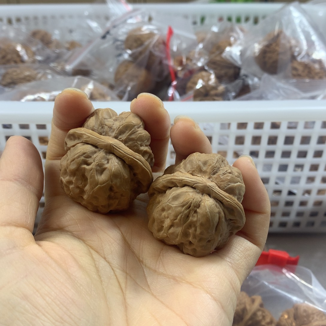 小***腹文玩核桃蛤蟆头37