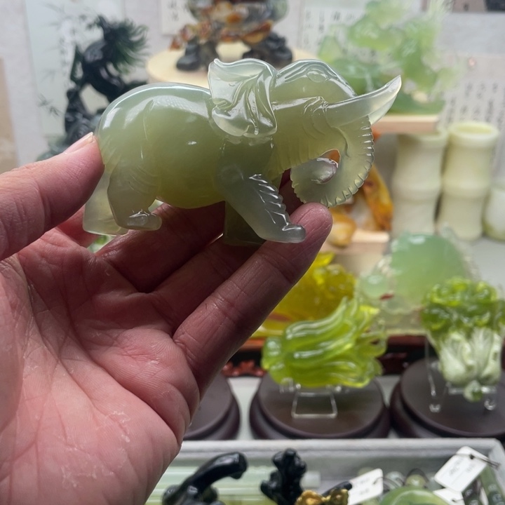 蛇纹石玉未镶嵌四大名玉手把