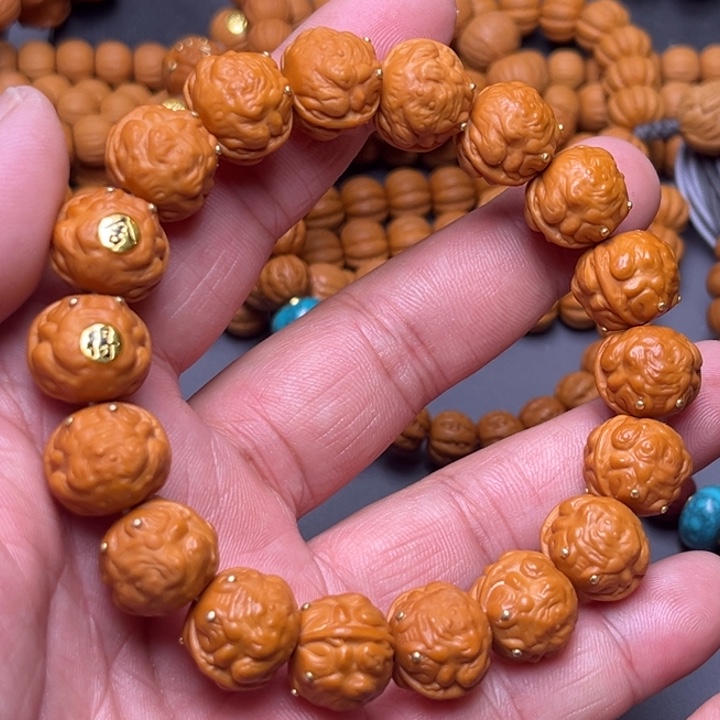 吊坠猴头核桃金蟾