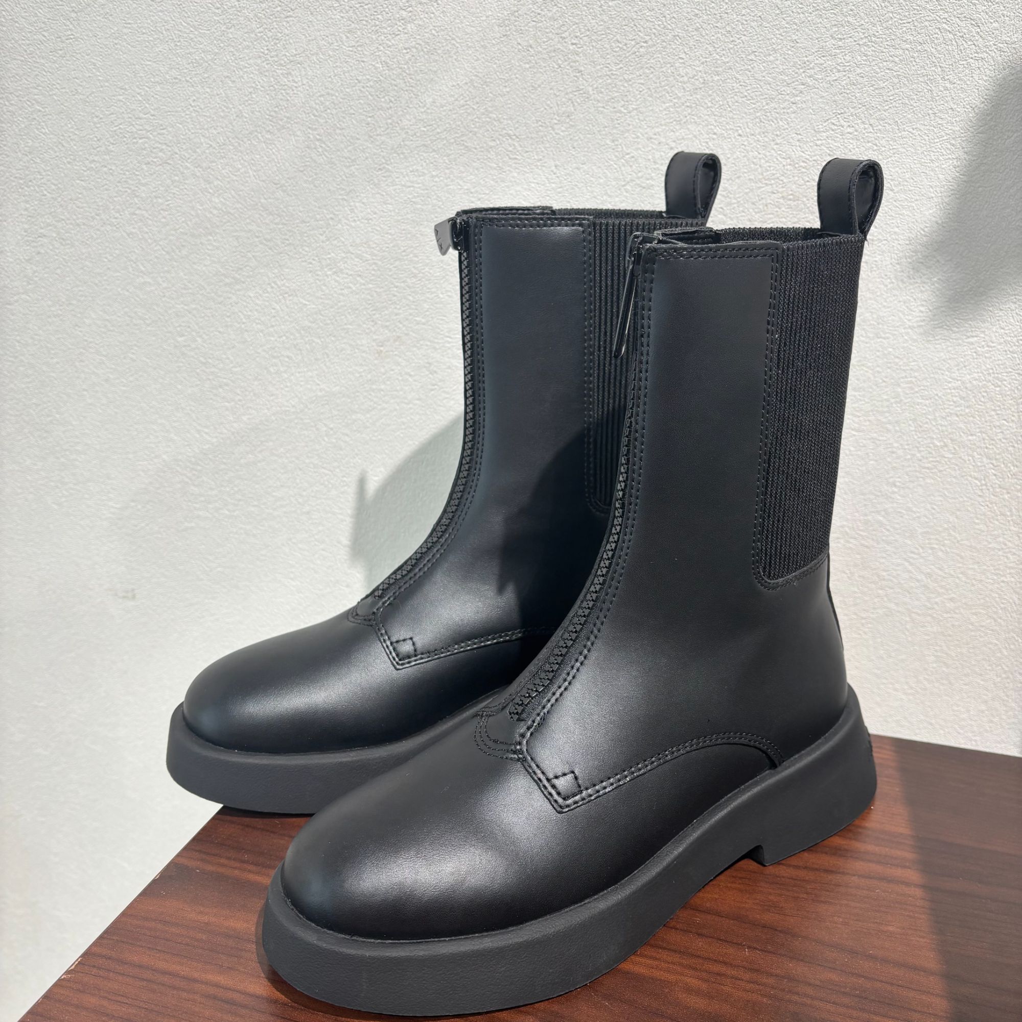 CXZ5004 意大利客人订单 前拉链拼接切尔西靴