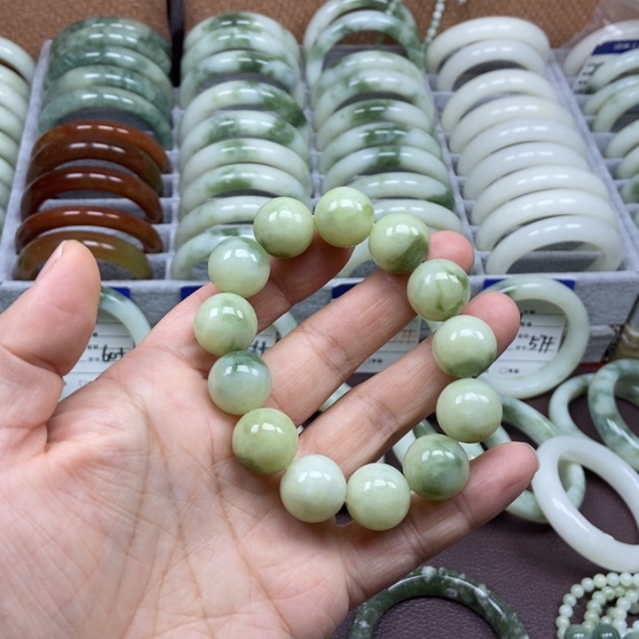 蛇纹石玉未镶嵌手链