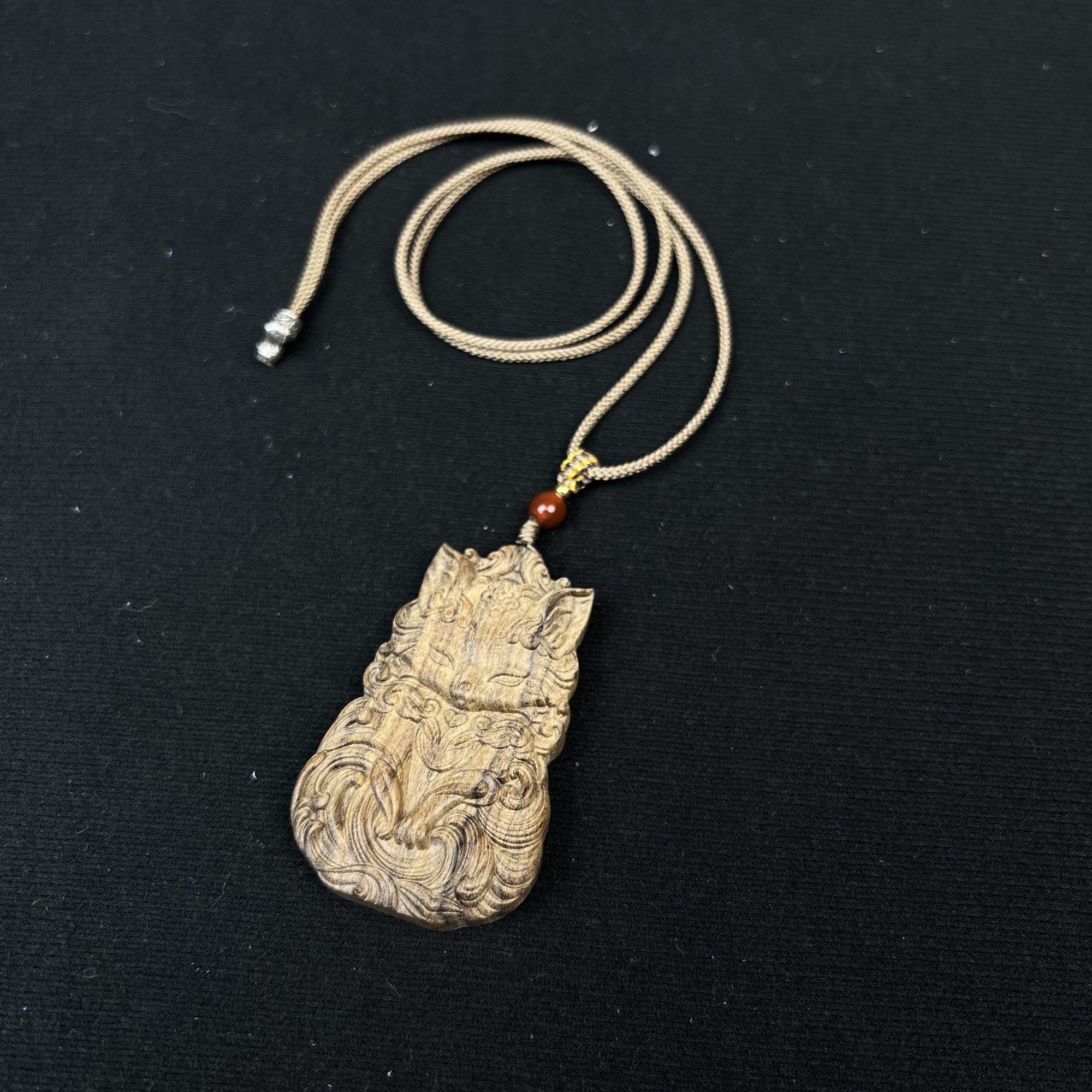 沉贵水乌木九尾狐挂坠  LQ502