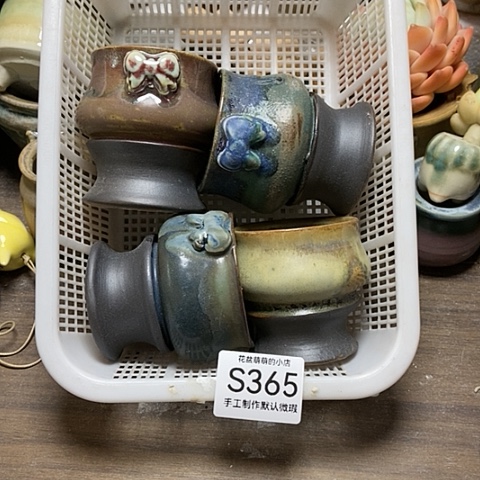 紫砂花盆365微瑕品口径6厘米左右